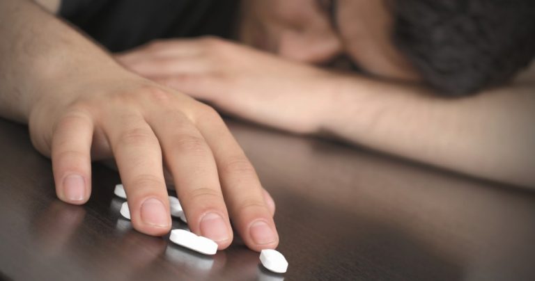 drug-withdrawal-symptoms-1020x536 (1)